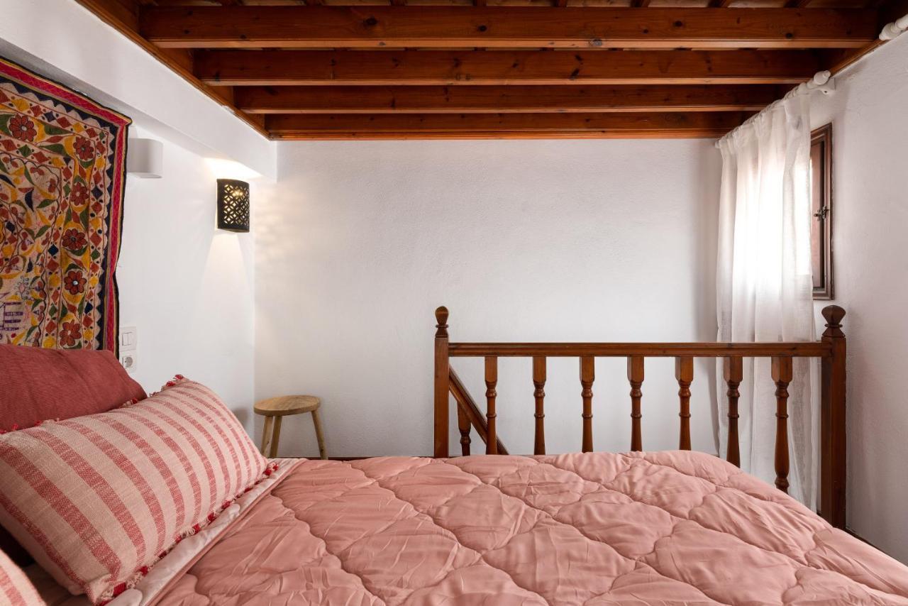 Acropolis Villa